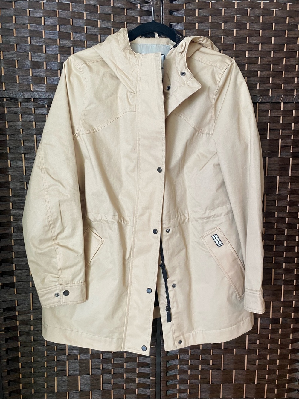 Hunter Tan Water Resistant Cotton Smocked Jacket - Size Medium
